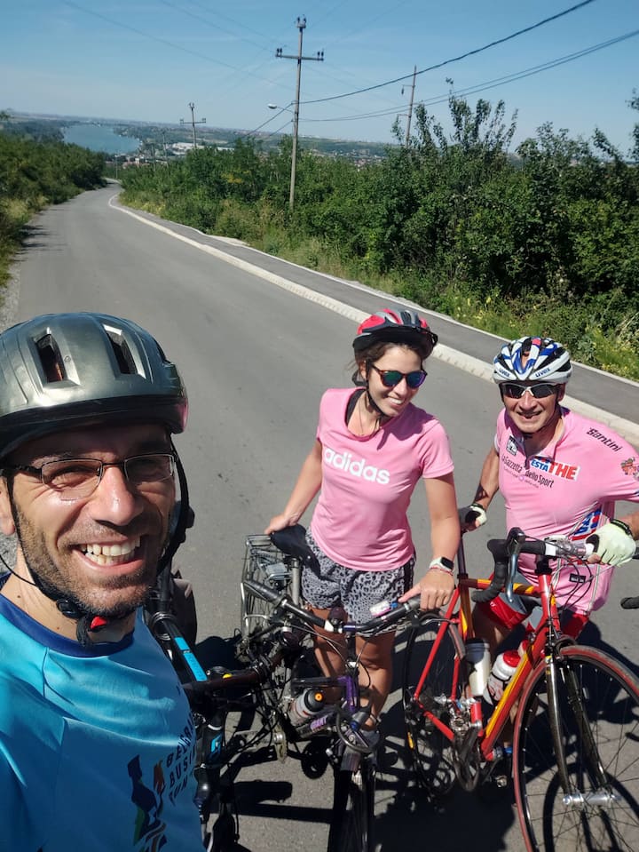 Recorre el sendero Ćiro: cuevas, monasterios y vino