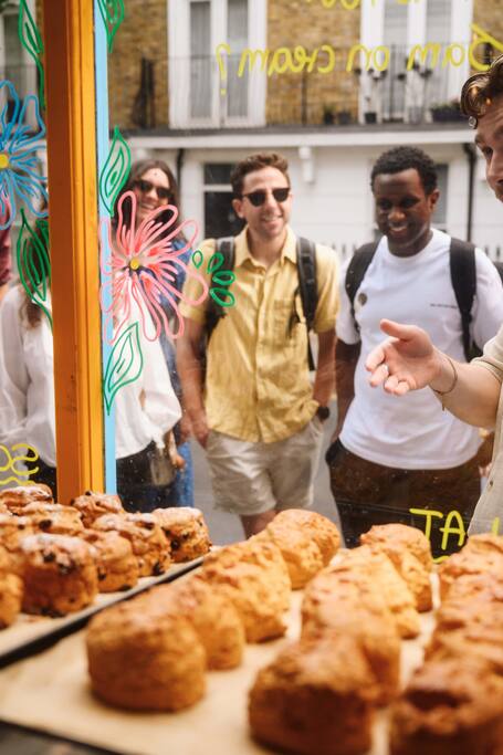 London Notting Hill Food Walking Tour