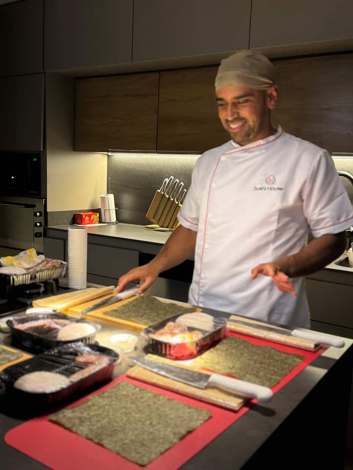 Насладете се на уникално изживяване с комбинация от суши