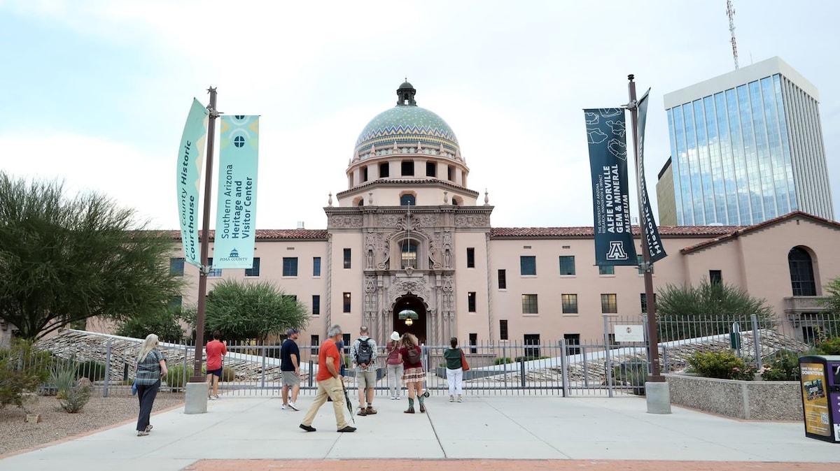 Tucsons Dark History True Crime 
Downtown Tour