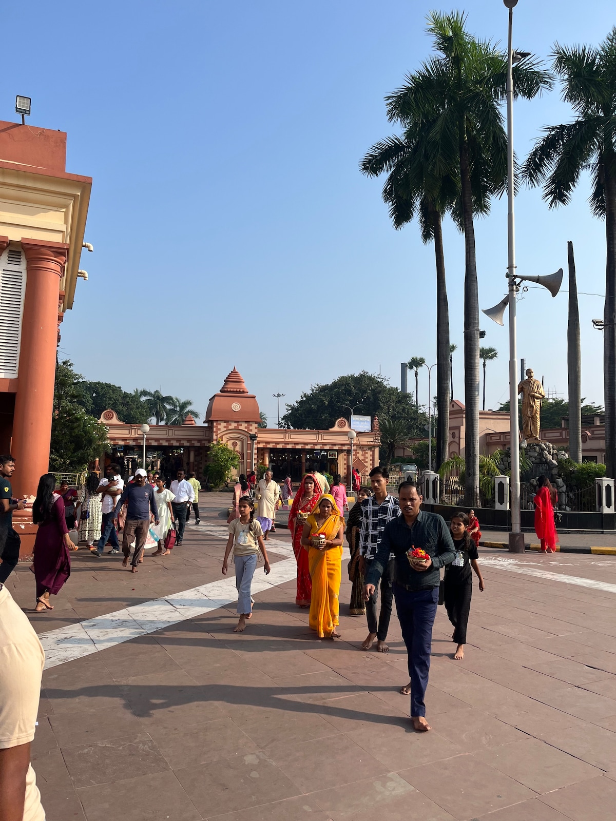 Sri Ramakrishna Yatra- day tour of the holy places