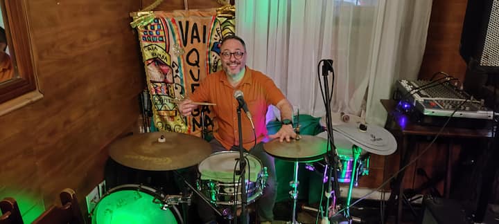 Vizito hapësira krijuese me një entuziast vendas