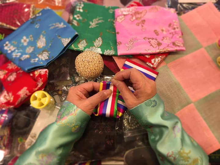 Créez un sac porte-bonheur avec un maître