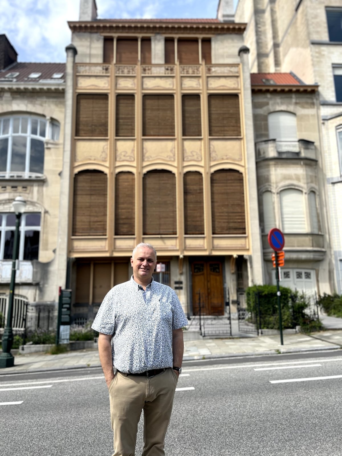 Half-day Art and Chocolates with a local