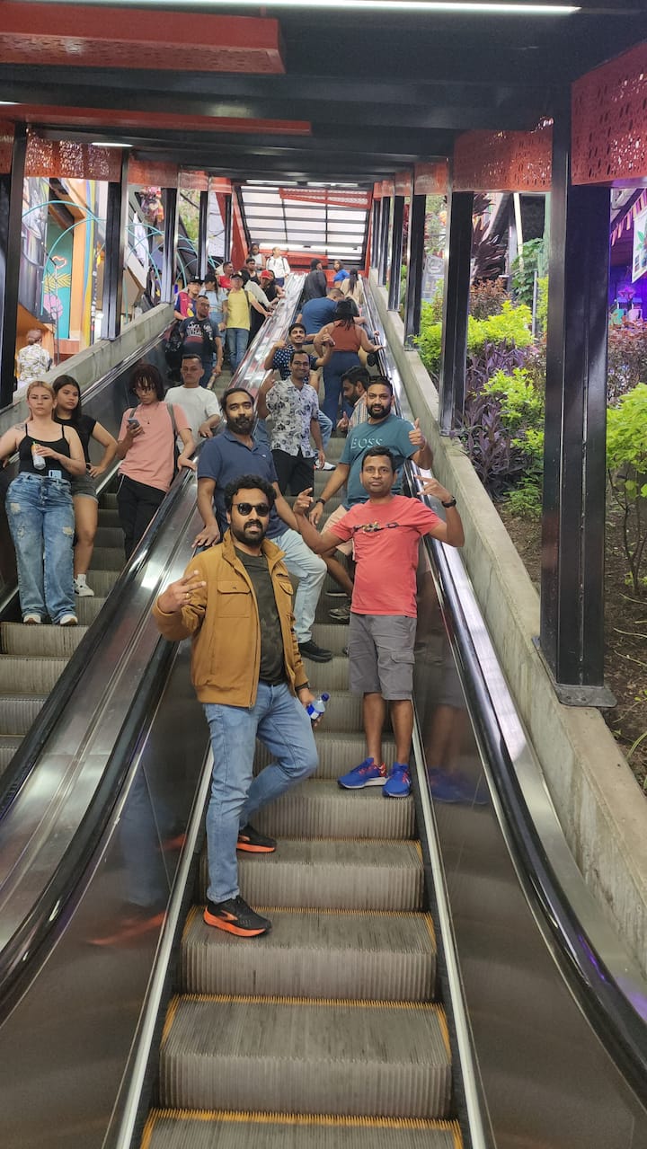 Comuna 13: Rangi, Hadithi na Mabadiliko