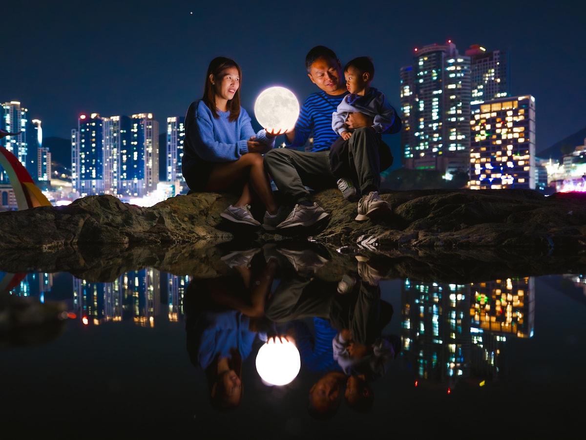 Discover Busan by Night – Lights, Stories & Photos