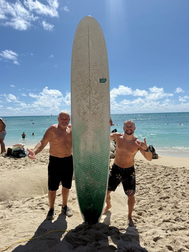 Mafunzo ya kuteleza mawimbini huko Oahu