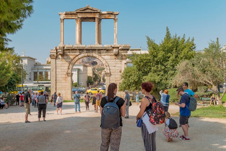 La mitología de la Acrópolis con un guía experto privado