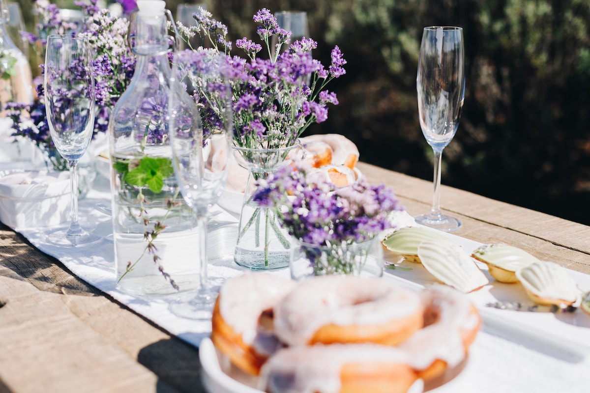 Picnic and Private Tasting in Lavender Field