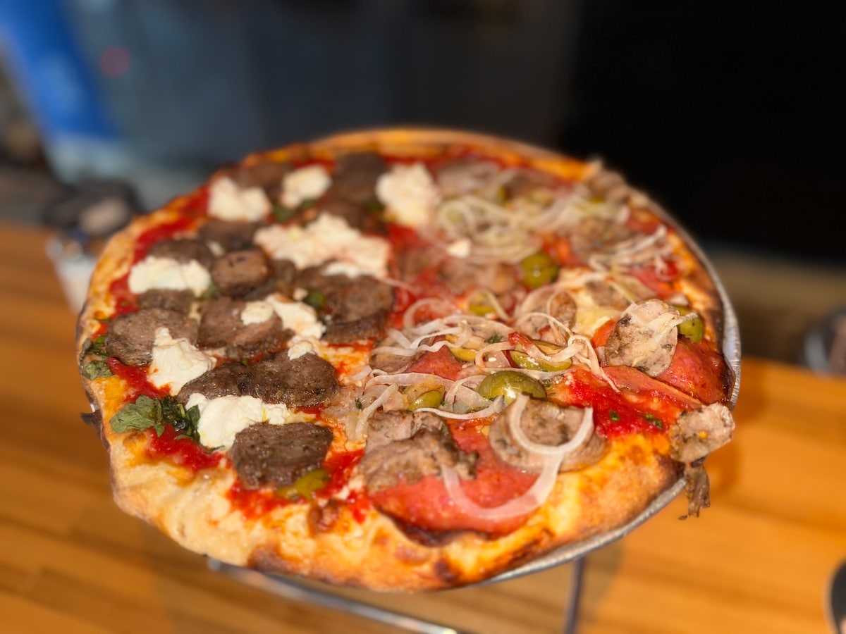 Minneapolis Foodies: Flavors, Hidden Gems & River