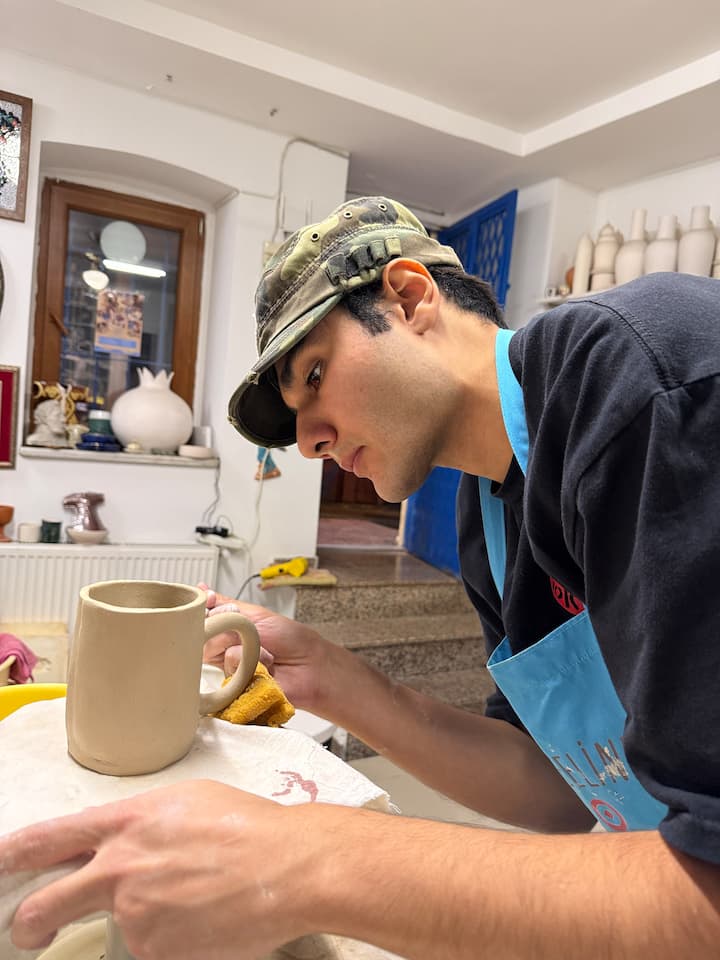 Научете се да правите керамика в центъра на Истанбул