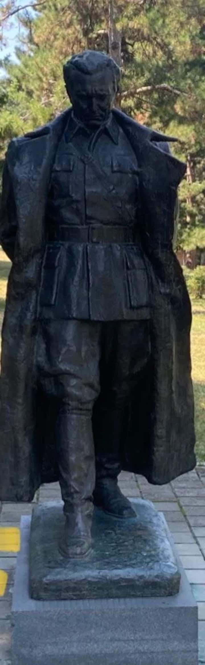 استكشف متحف يوغوسلافيا