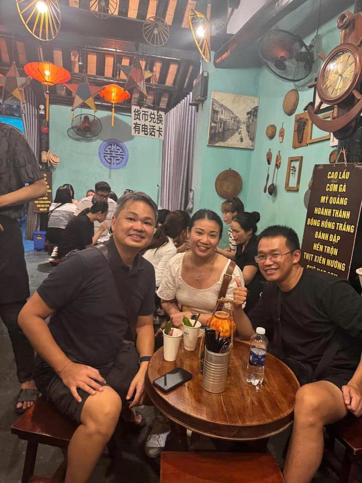 Пешеходна обиколка до древния град Хойан