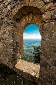 Caminata al castillo de Buffavento y al lugar oculto del accidente aéreo