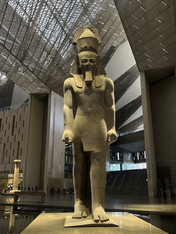 Обиколка на Големия египетски музей