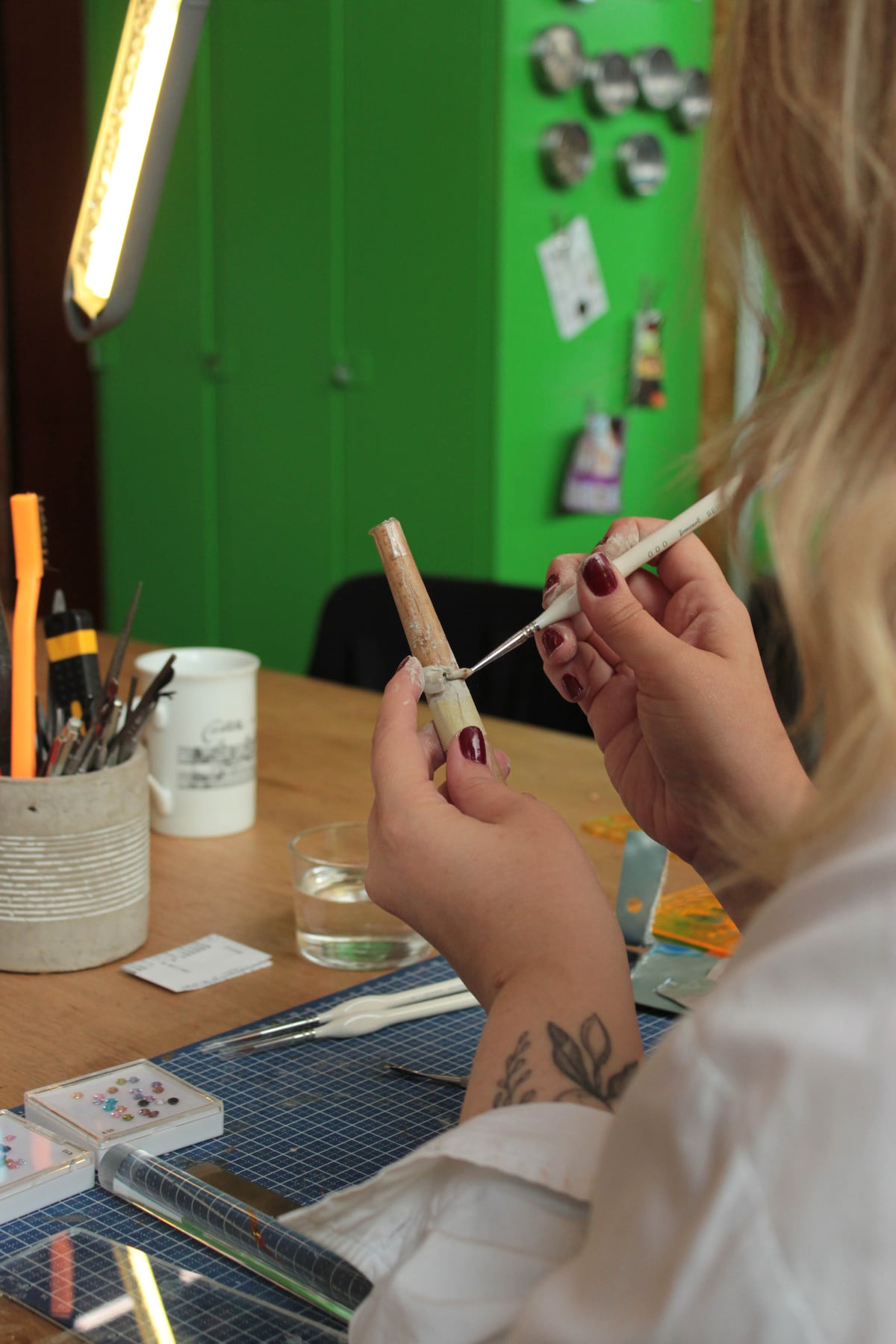 Craft silver-clay jewelry with a designer