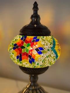 Atelier fabrication de lampe en mosaïque turque à Philadelphie
