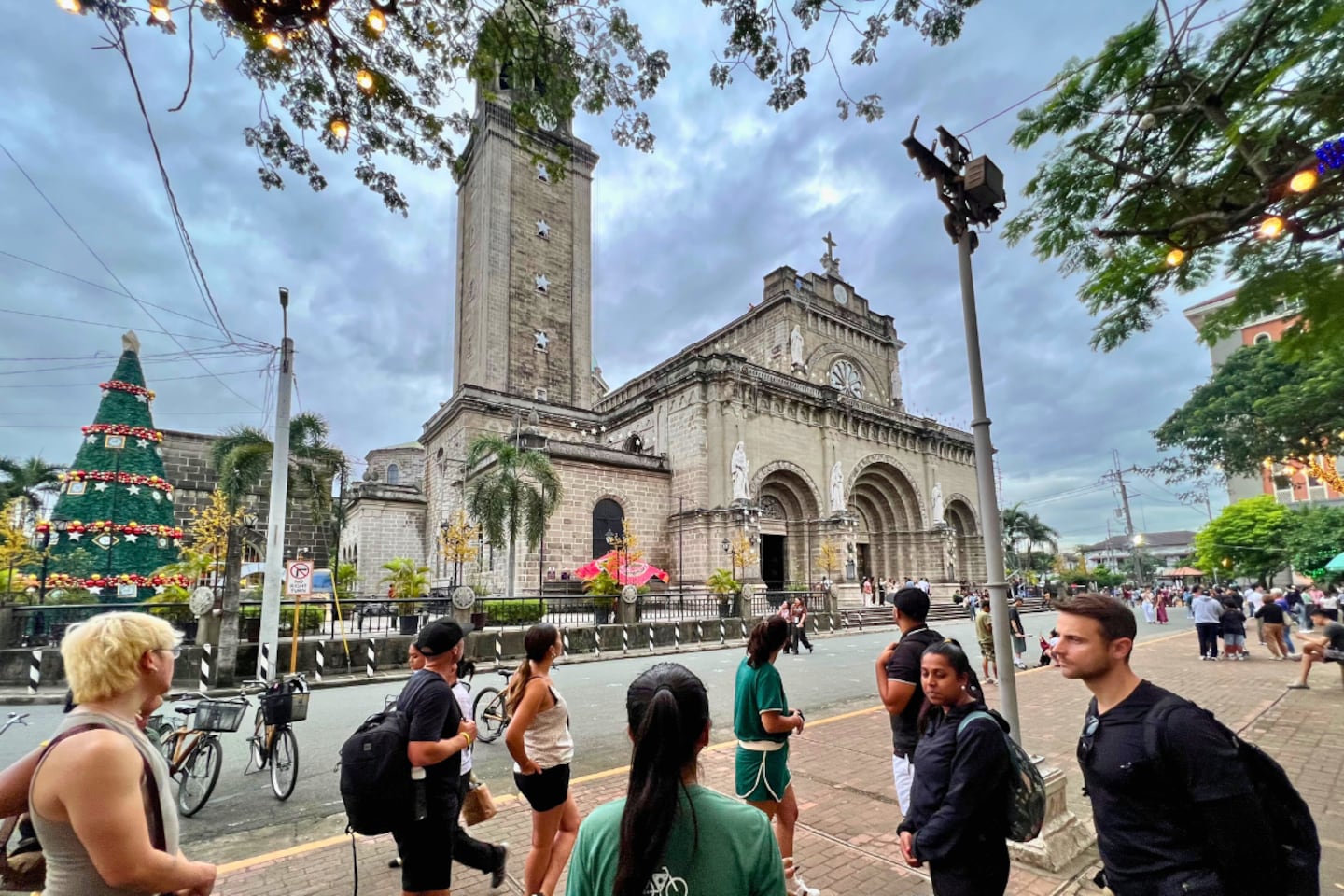 Bike through Manila's walled treasures · ☆5.0