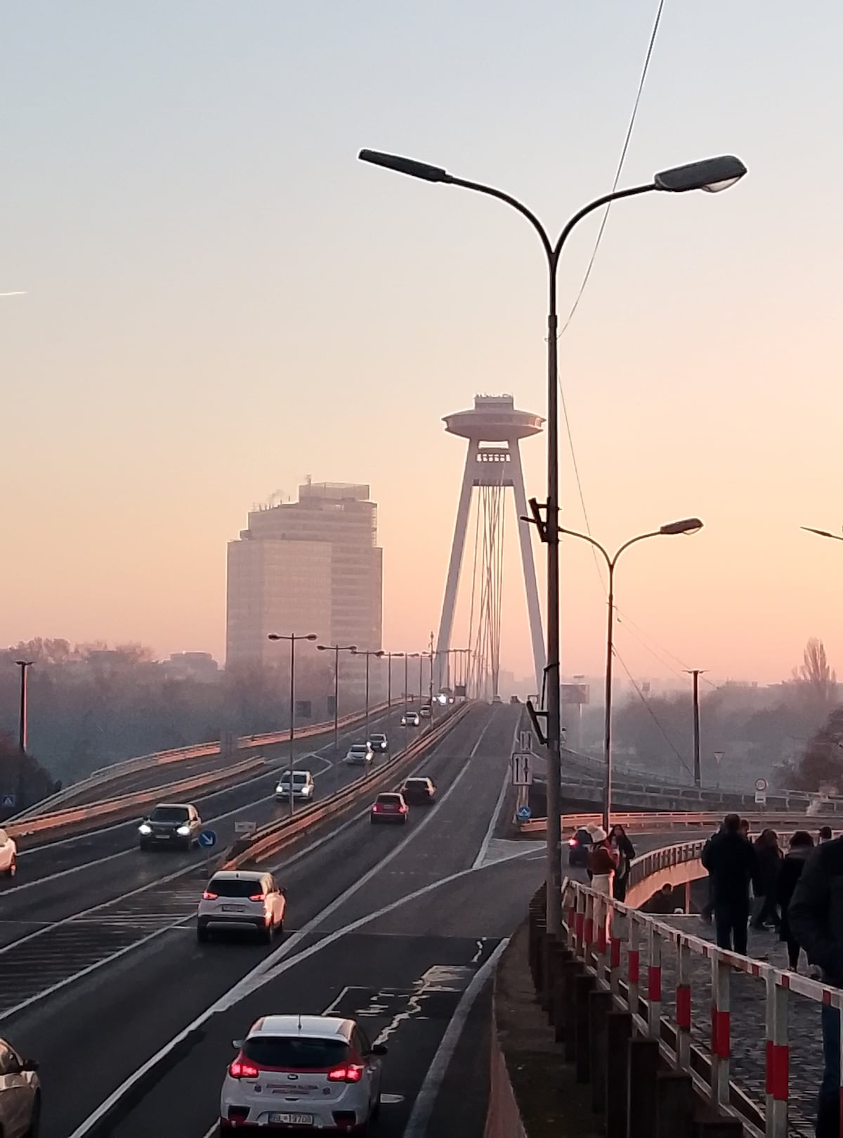 Enjoy Christmas 2025 with private tour and drink:)