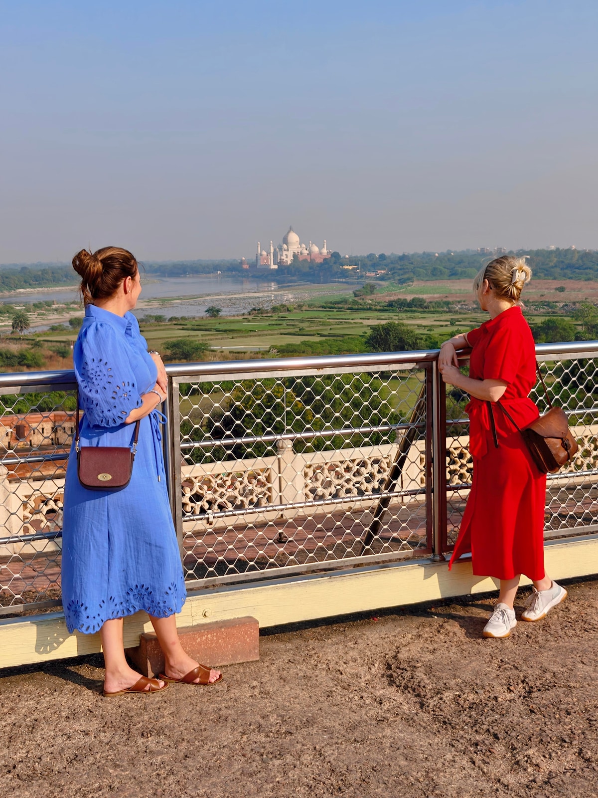 Taj Mahal Tour With Professional Guide