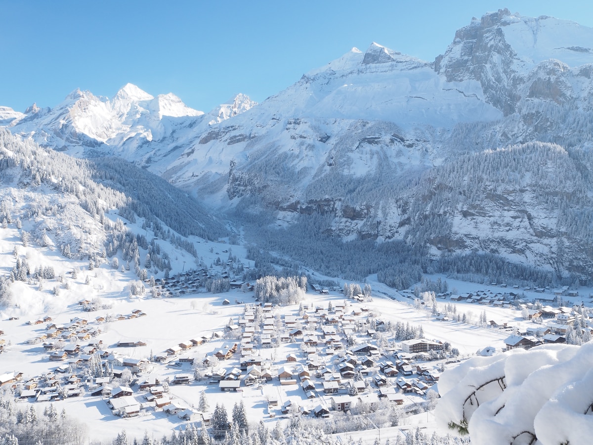 Kandersteg - Hike and History