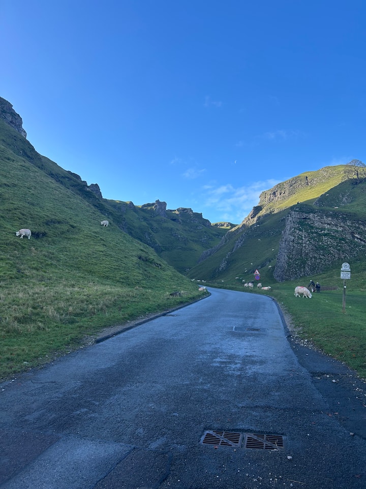 Персонализирани екскурзии и обиколки с водач из Пийк Дистрикт