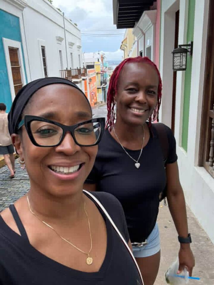 Mëso spanjisht me Clifford