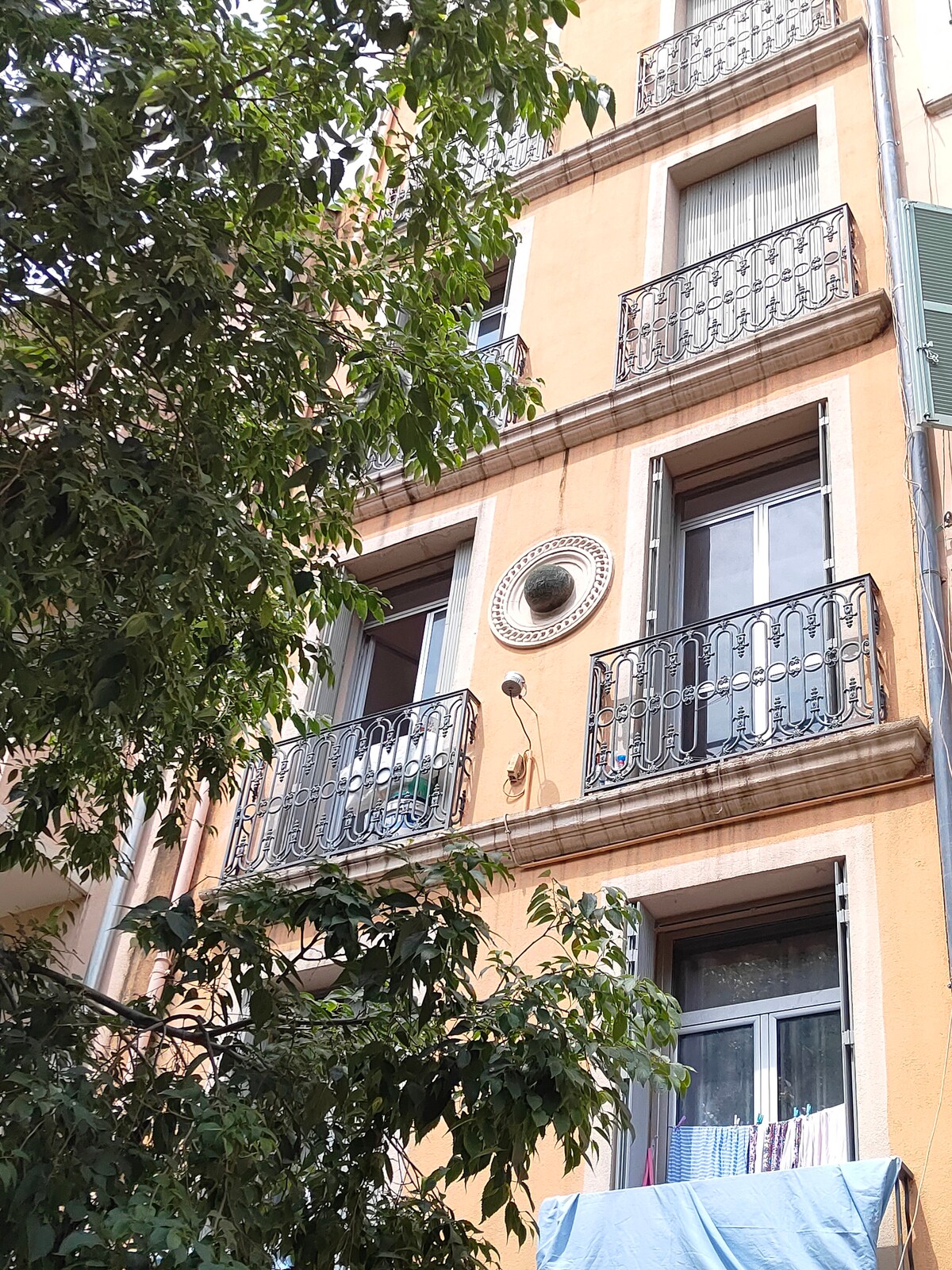 Discover Toulon on an unusual tour