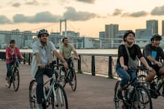 Tour guiado en bicicleta eléctrica por la bahía de Tokio (3 horas)
