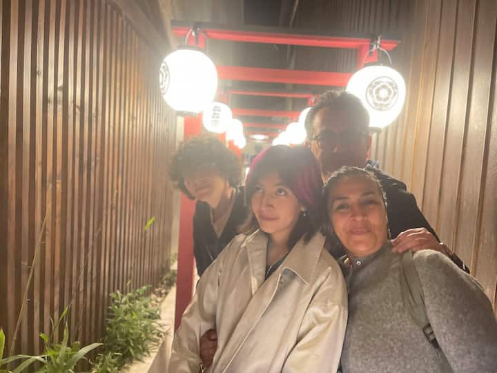 Нощни улици и ястия в Киото