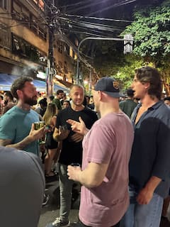בילוי לילי בלבלון: ברים מקומיים, קאיפיריניה וכיף