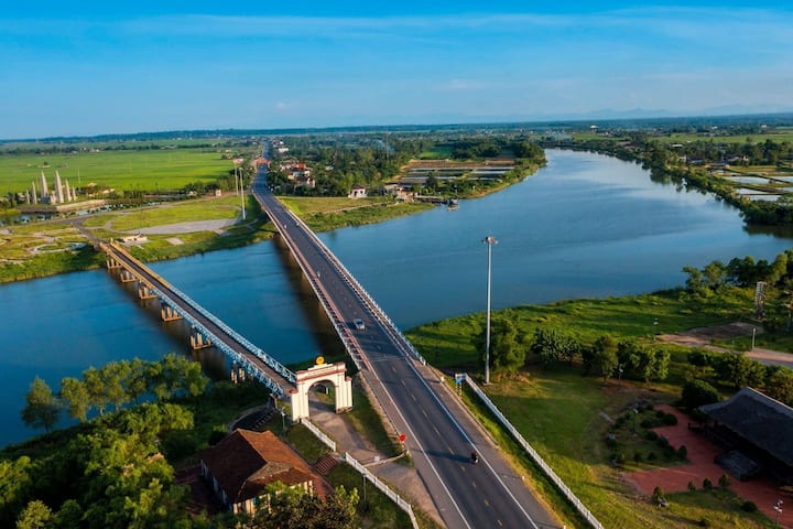 Kumbukumbu za Vita: Safari ya DMZ kutoka Hue