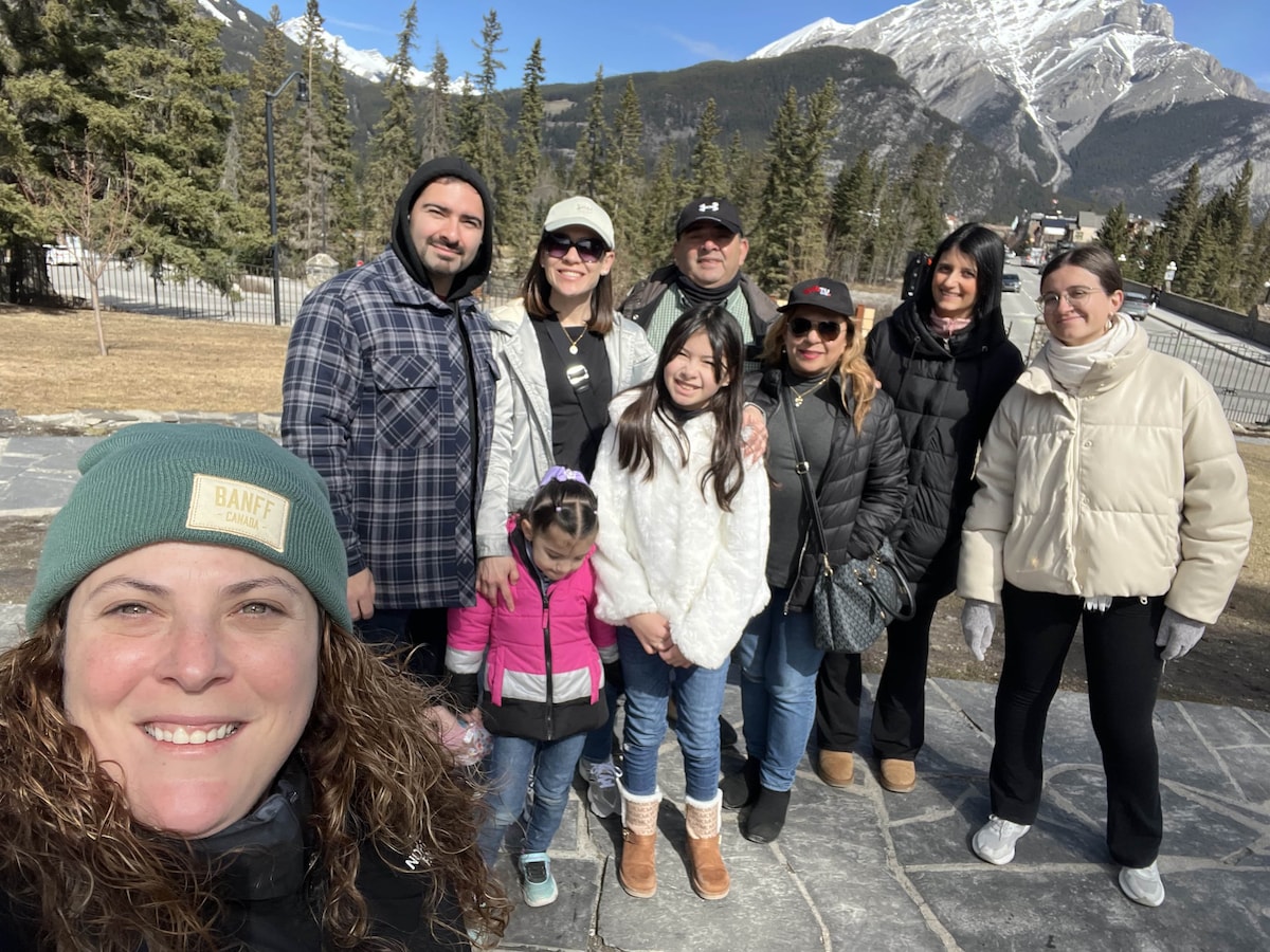 City Highlights Walking Tour of Downtown Banff