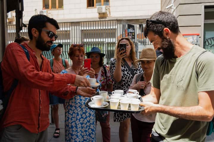 Обиколка с неаполитанска улична храна