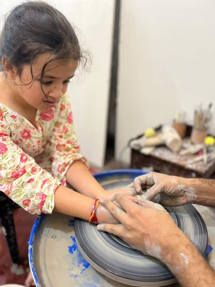 Създайте керамика със скулптор