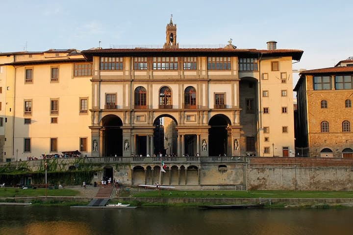 Visit the Uffizi Museum with a Private Guide