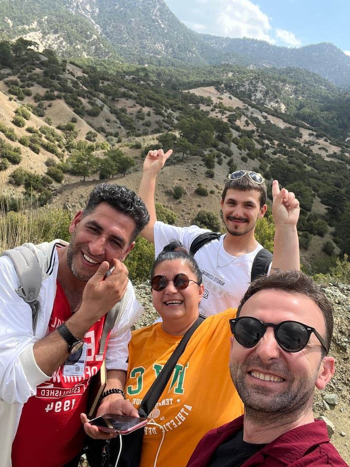 Фантастична пешеходна обиколка из стария град на Анталия