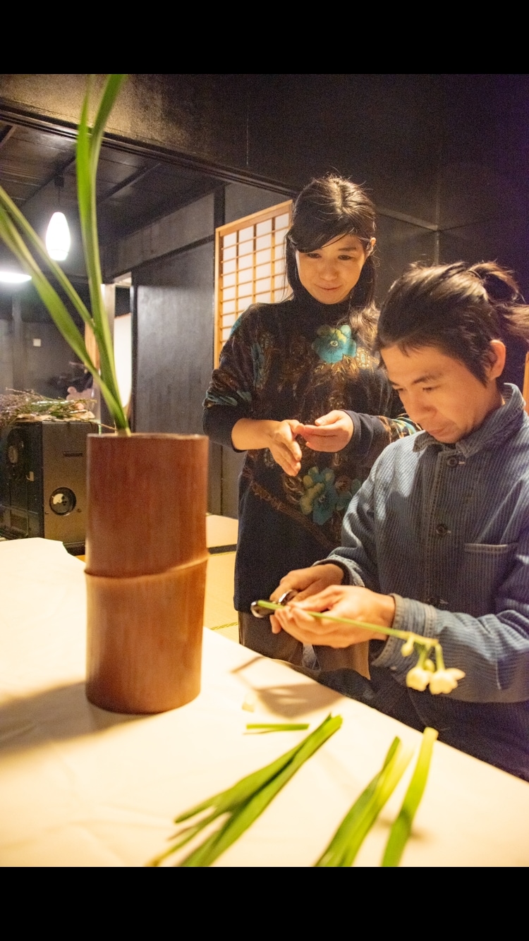 -Ikebana- Enjoy the trad Japanese flower arranging