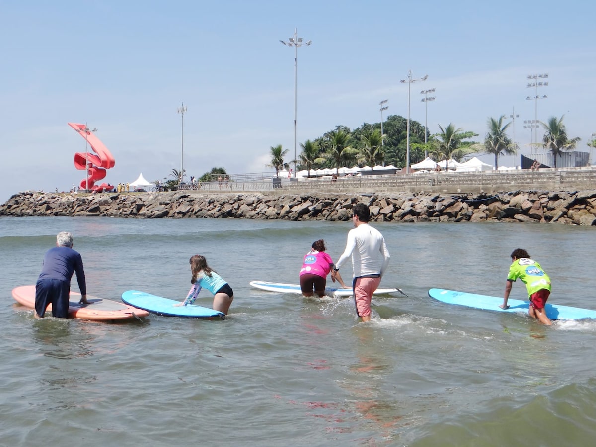 Surf lessons at Picuruta Salazar school