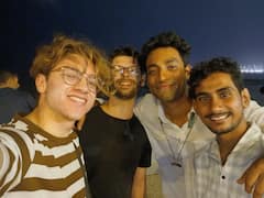 אוכל רחוב וסיור לילי במומבאי עם שחקן
