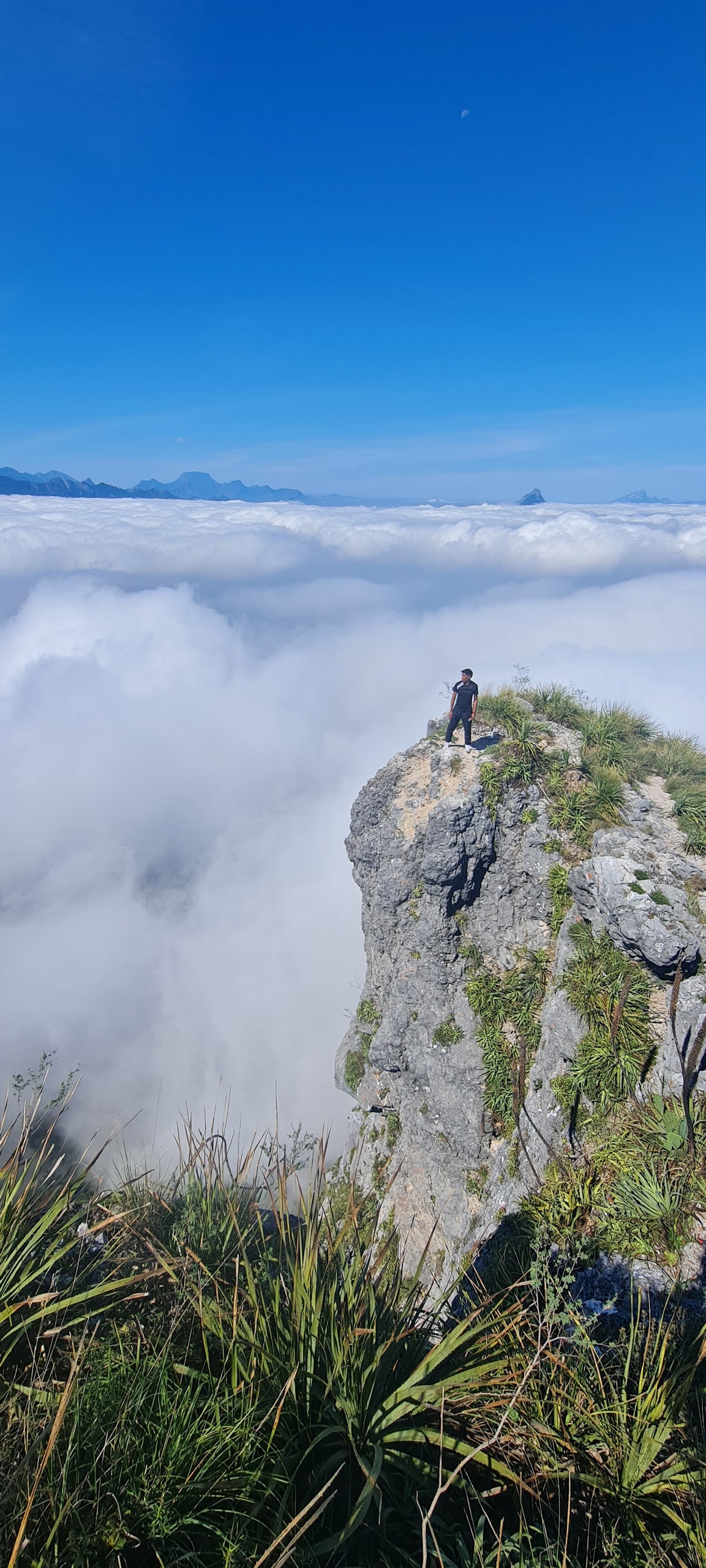 Cerro de la Silla Summit Hiking: North Peak Route