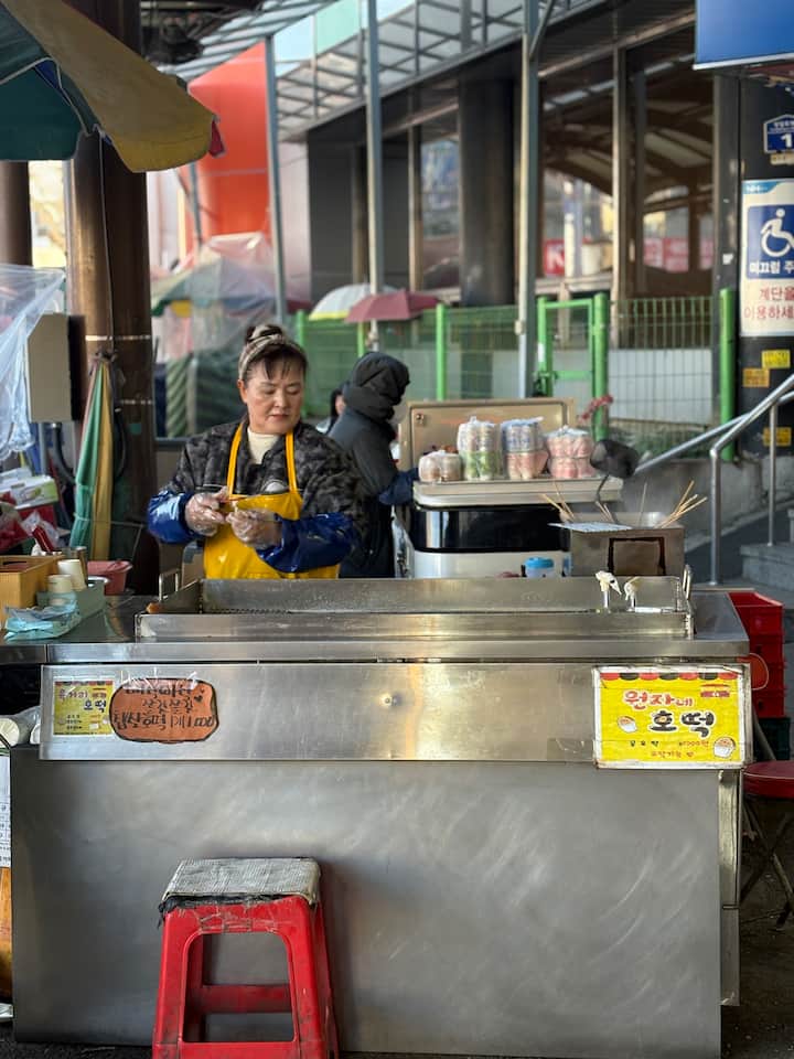 Come como un lugareño en el mercado Yukgeori de Cheongju