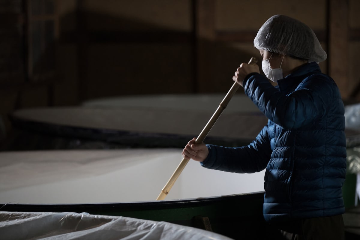 Experience at Takeno Sake Brewery 
Sake tasting & brewery tour