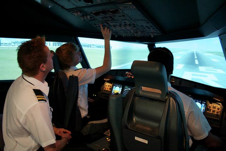 Симулатор на полет със самолет 737 в Сидни 75