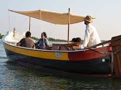 Bragozzo Boat Tour - Murano, Burano, Torcello