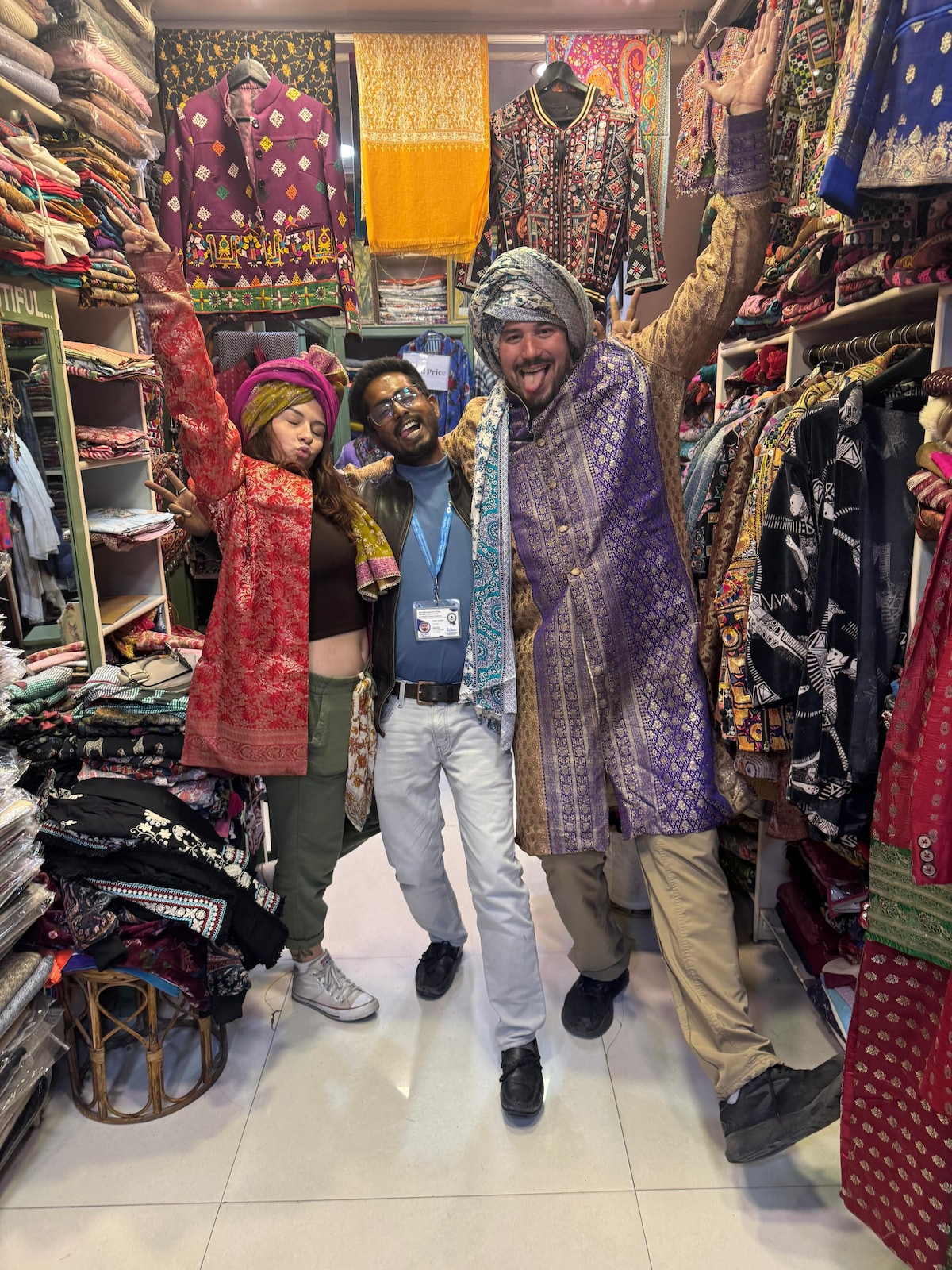 Udaipur Hidden Shopping Tour with Local Artisans
