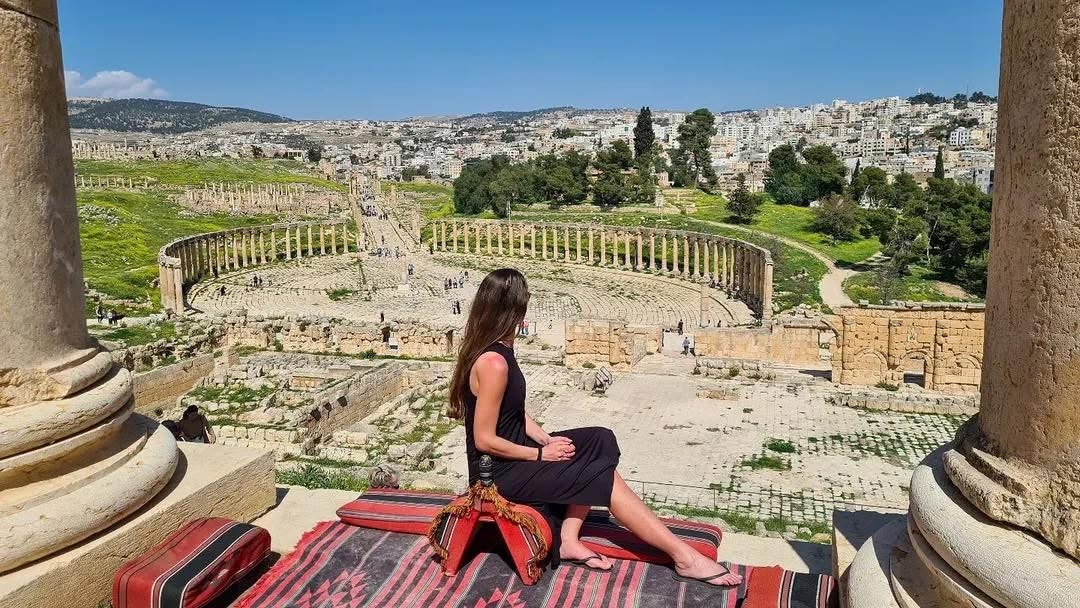 Half-day escape to the ancient wonders of Jerash
