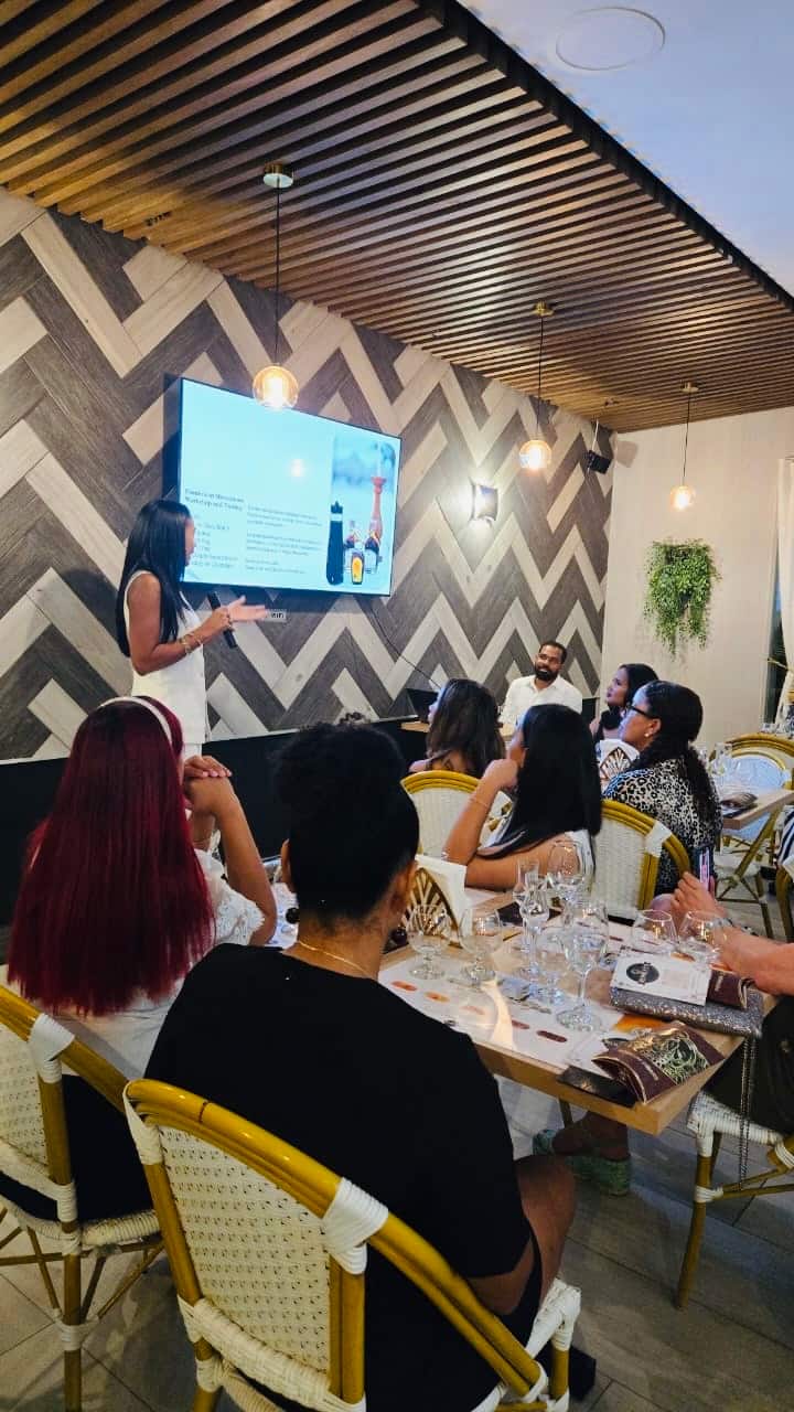 Изживяване с Мама Хуана и дегустация на доминикански ром