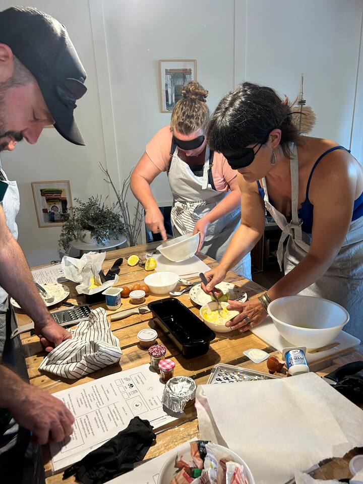 Споделяне на творчески бранч или аперитив