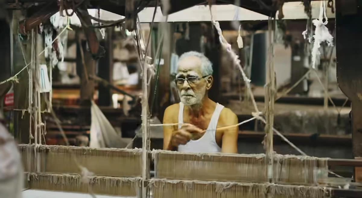 Weavers of Kannur with a fifth generation weaver